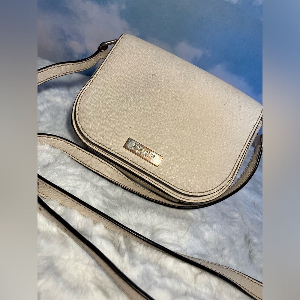 Kate Spade New York Laurel Way Carson Leather Crossbody Bag (Light Pink)